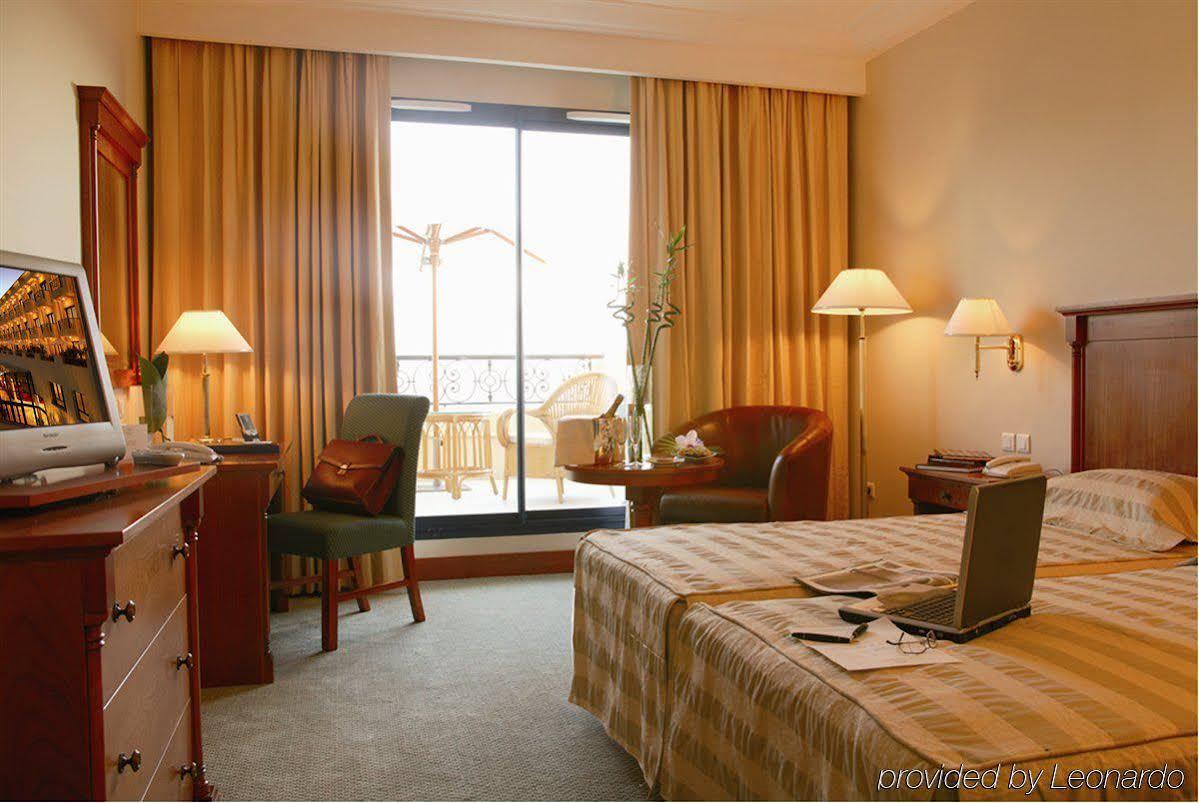 Concorde Les Berges Du Hotel 5*